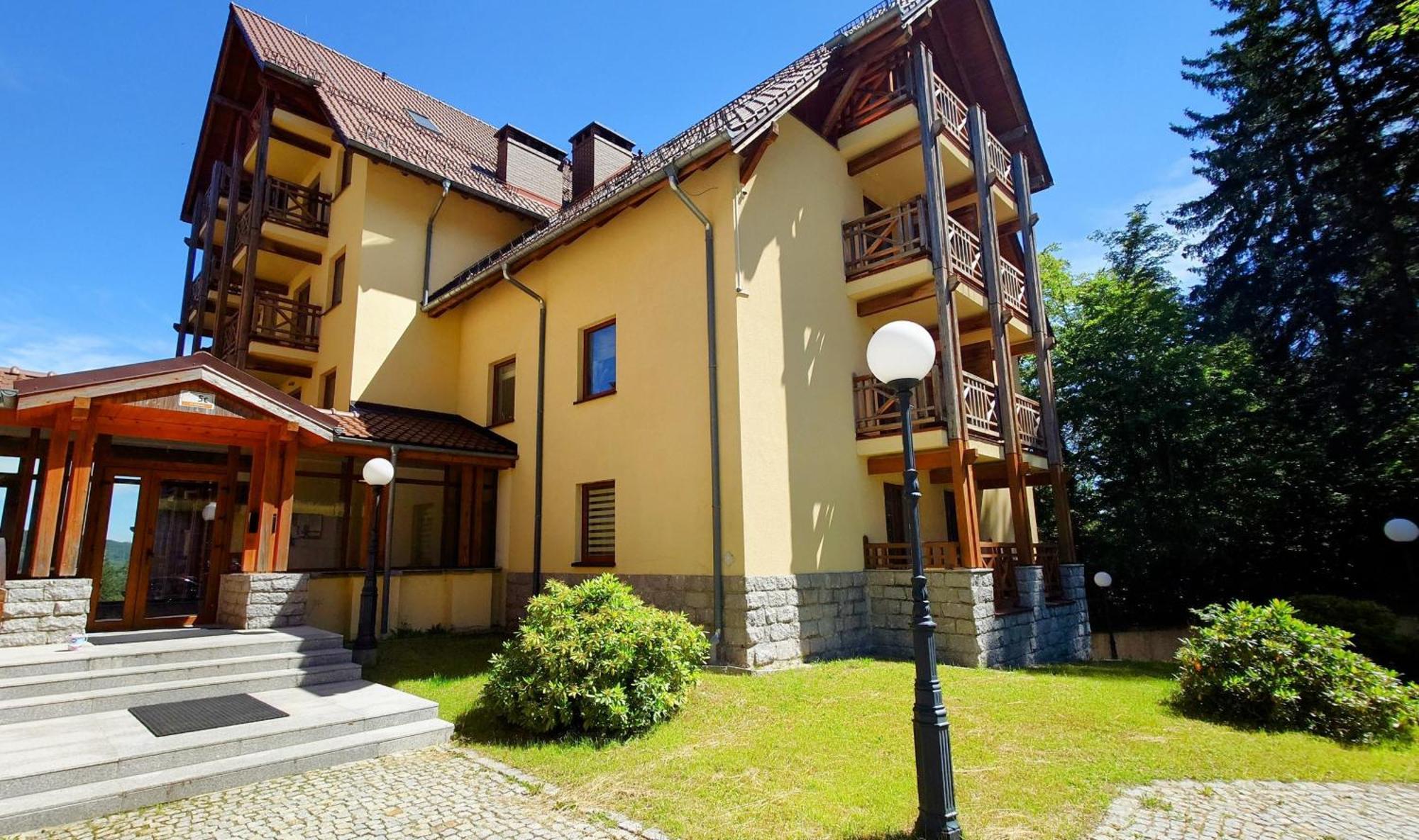 Uroczy Penthouse Apartment Шклярска Поремба Екстериор снимка